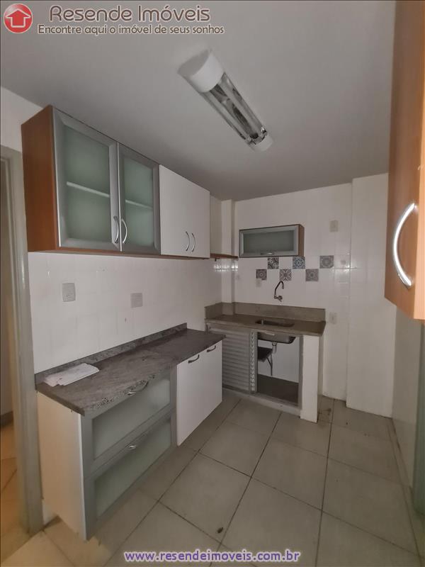 Apartamento a Venda no Comercial em Resende RJ