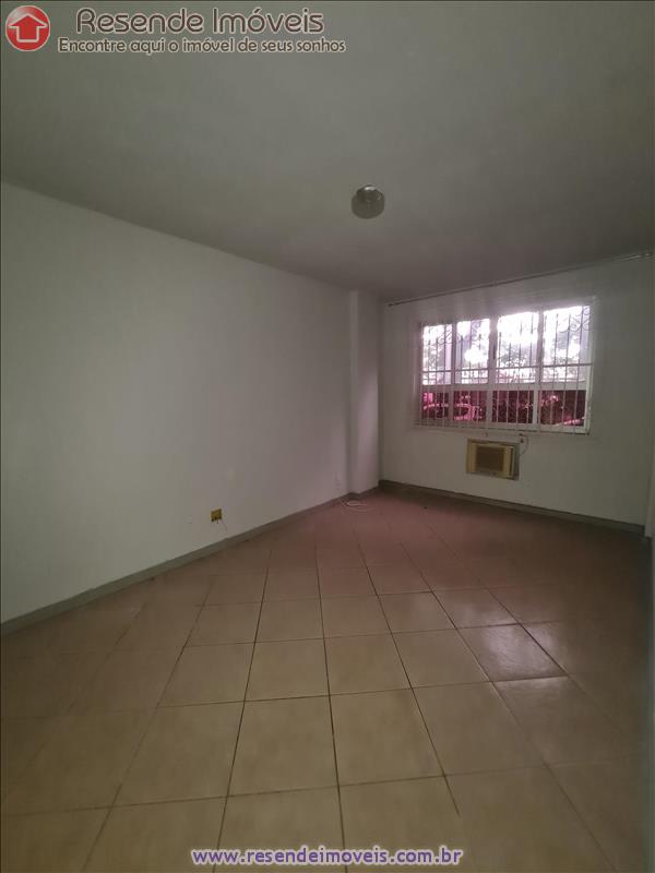 Apartamento a Venda no Comercial em Resende RJ