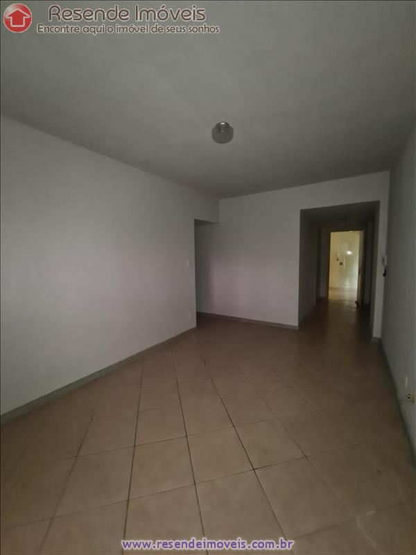 Apartamento a Venda no Comercial em Resende RJ