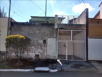 Casa à Venda em Resende RJ