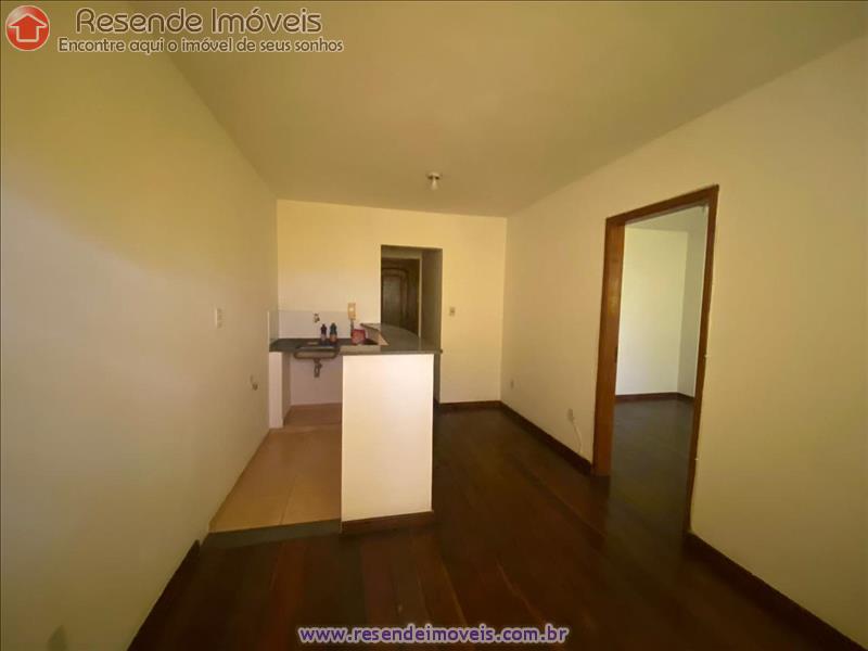 Apartamento a Venda no Comercial em Resende RJ