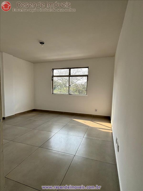 Apartamento a Venda no Comercial em Resende RJ