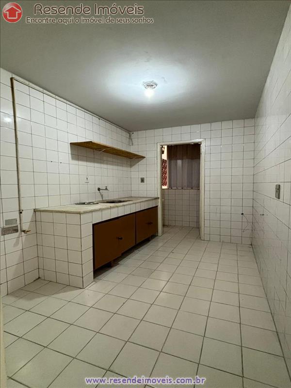 Apartamento a Venda no Comercial em Resende RJ