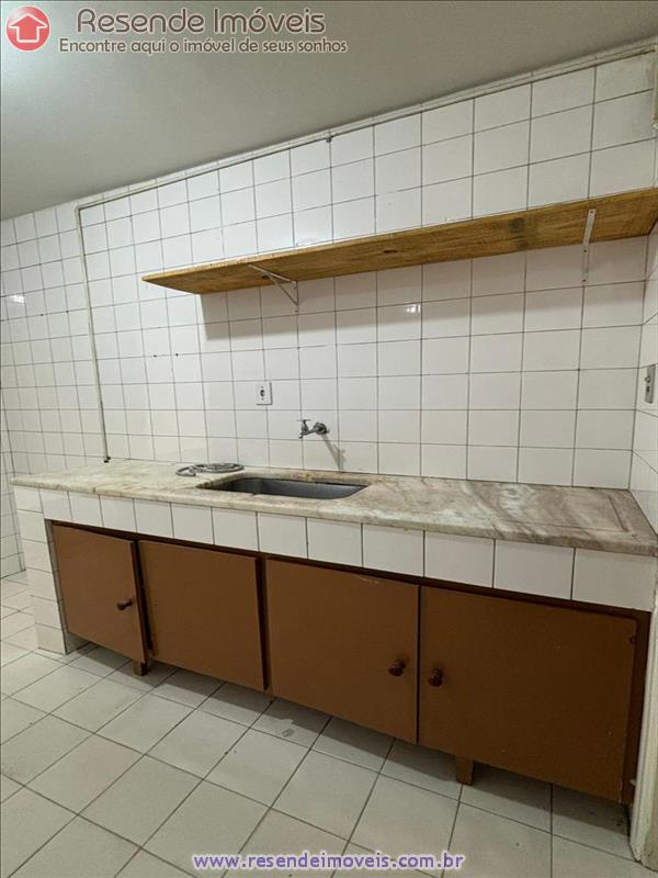 Apartamento a Venda no Comercial em Resende RJ