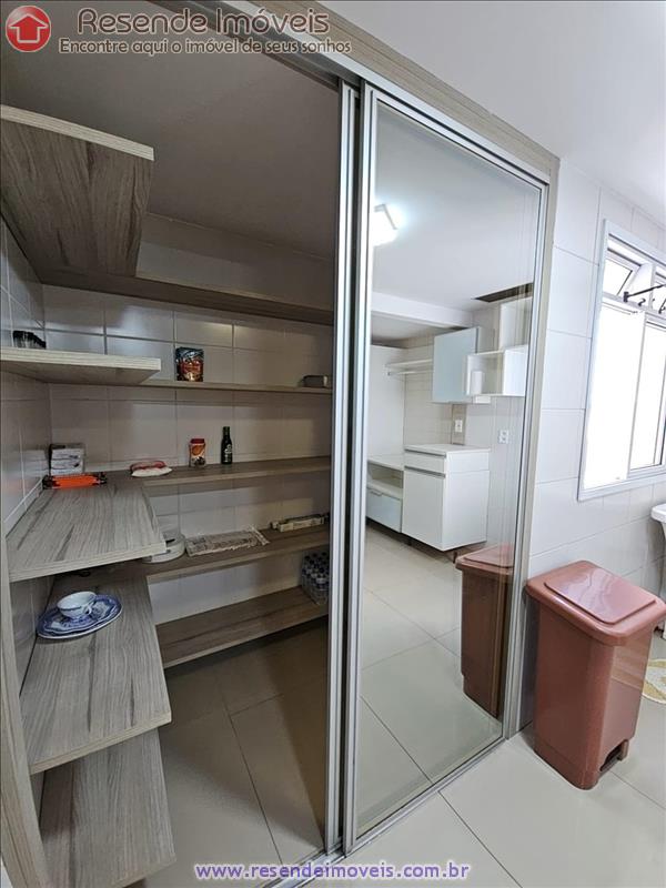 Apartamento a Venda no Comercial em Resende RJ