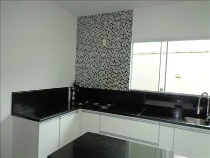 Casa para venda em Morada da Colina