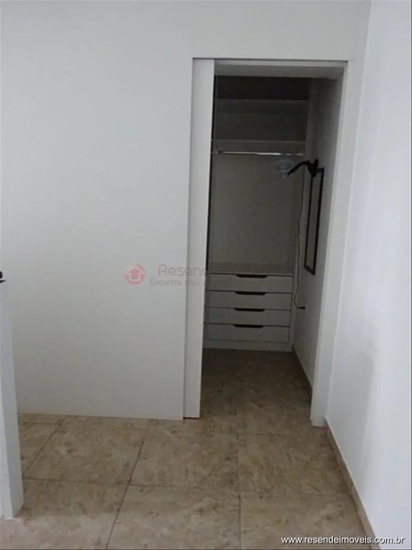 Foto 20 de 46 - Casa para venda em Monet