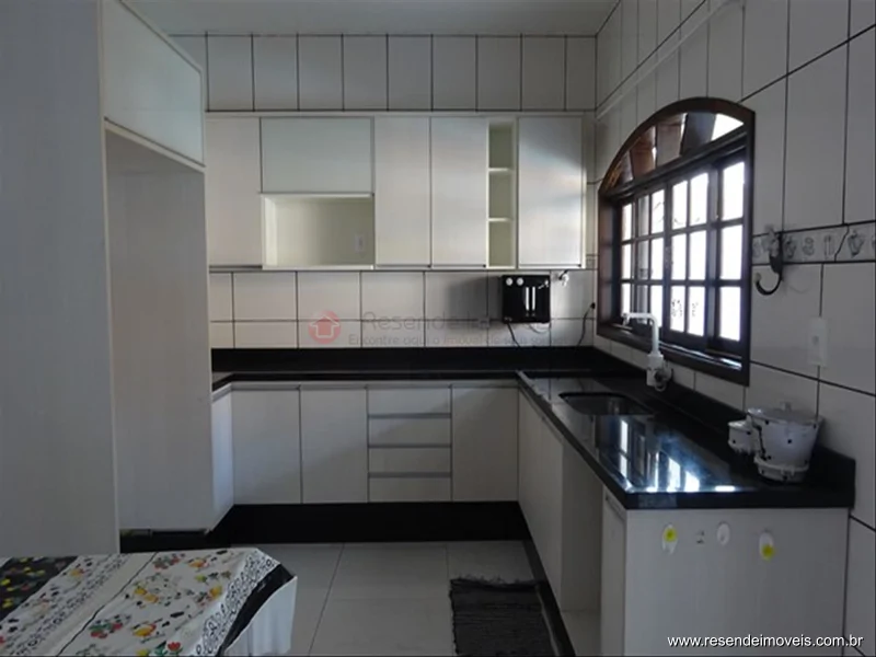 Foto 19 de 46 - Casa para venda em Monet