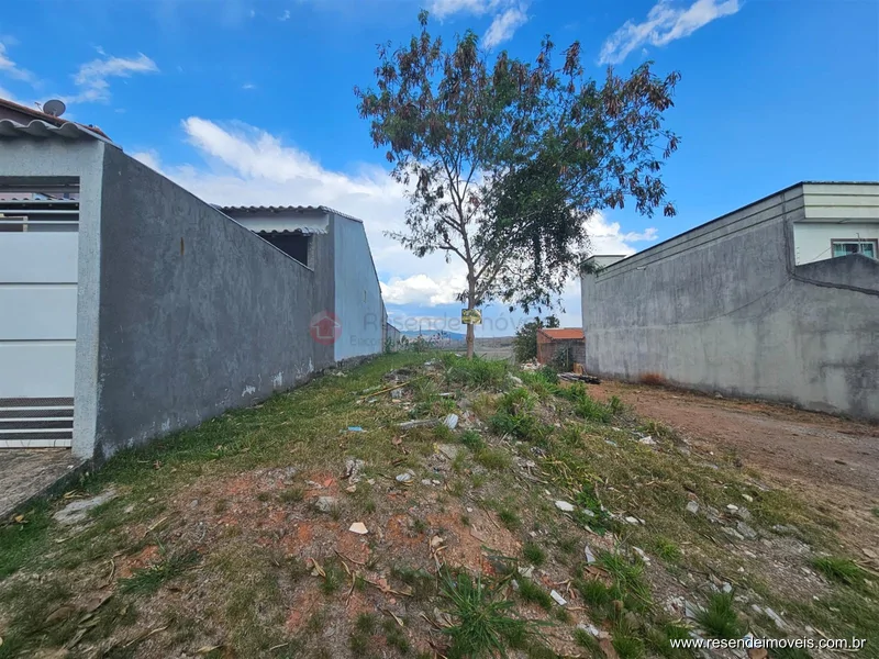 Foto 1 de 5 - Terreno para venda em Monet