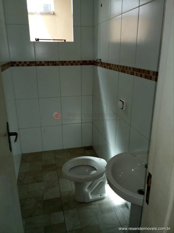 Foto 2 de 13 - Casa para aluguel em Jardim D'Oeste