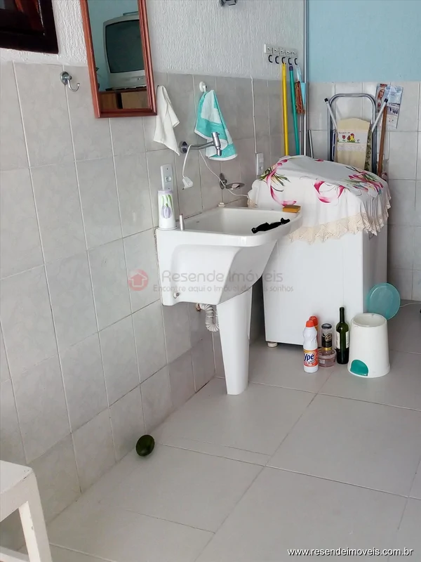 Foto 1 de 24 - Casa para venda em Casa da Lua