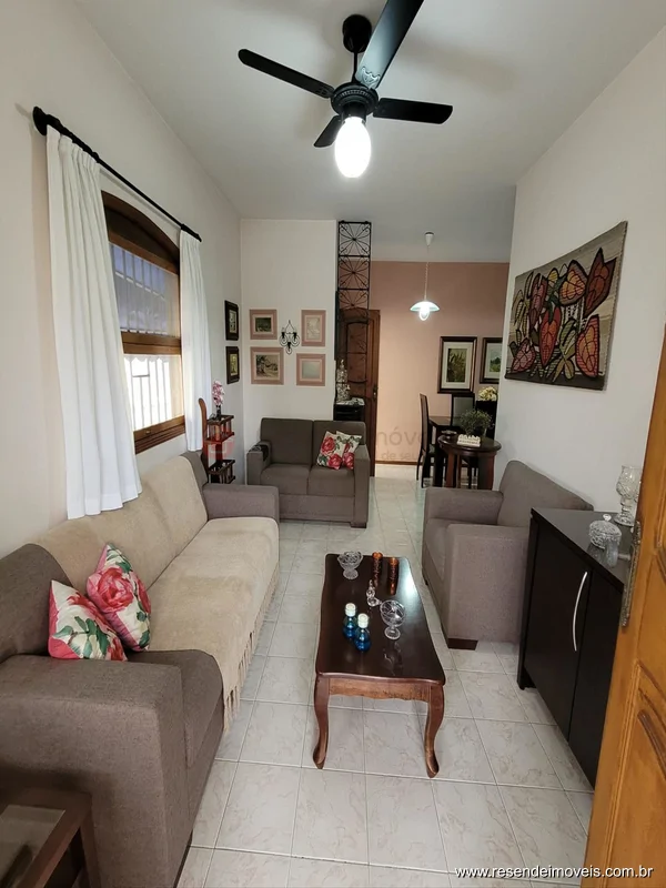 Foto 1 de 29 - Casa para venda em Montese