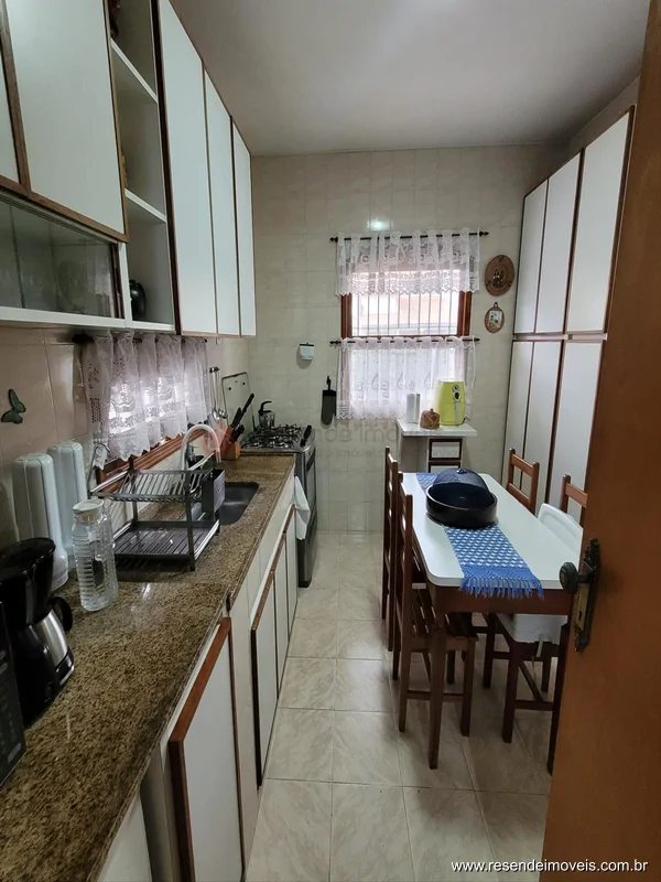 Foto 10 de 29 - Casa para venda em Montese