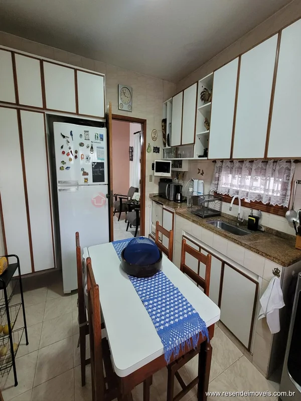 Foto 11 de 29 - Casa para venda em Montese