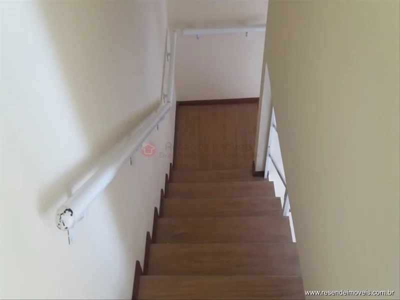 Foto 5 de 14 - Casa para aluguel em Vila Santa Cecília