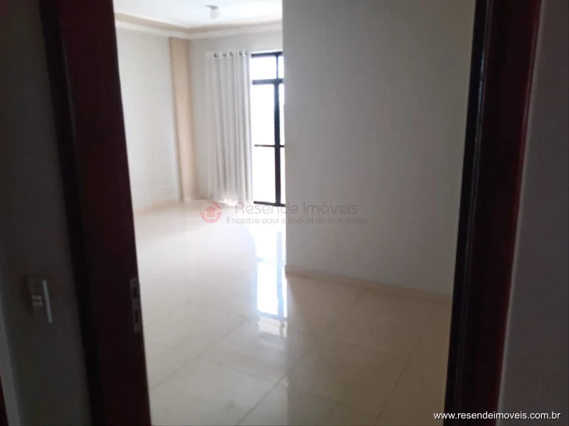 Foto 2 de 21 - Apartamento para venda e aluguel em Alegria