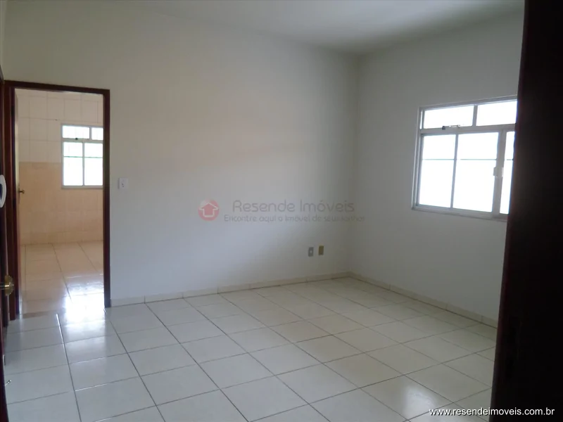 Foto 3 de 21 - Casa para aluguel em Montese