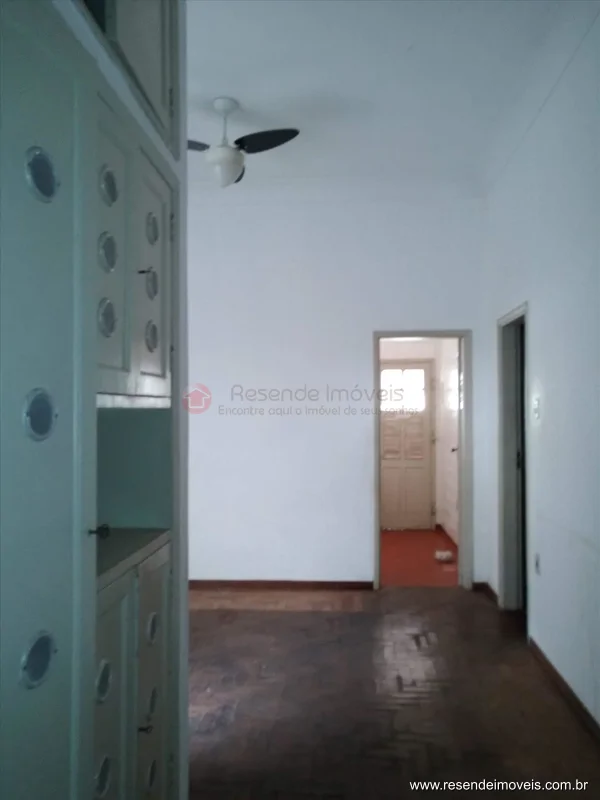 Foto 3 de 43 - Casa para venda em Centro