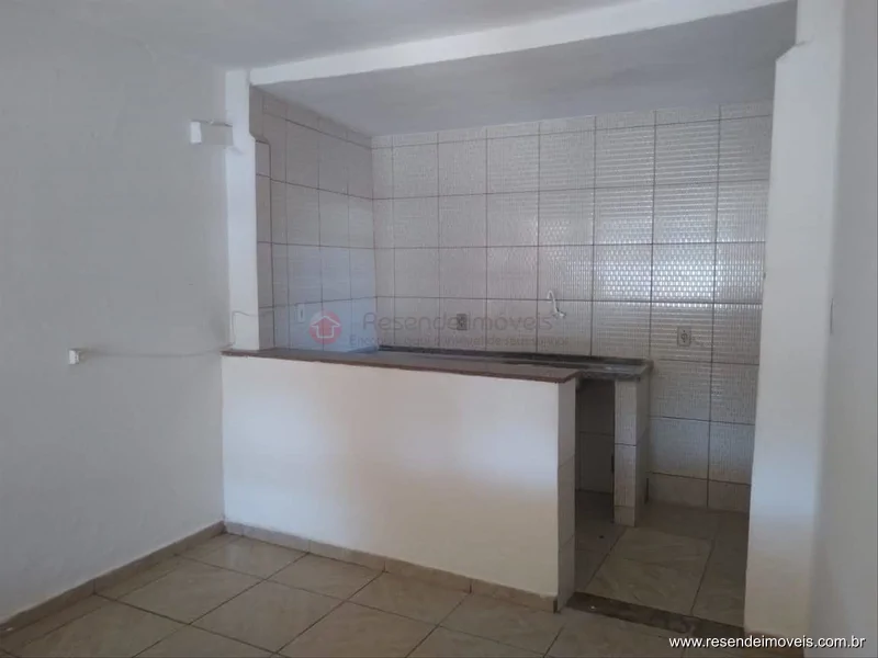 Foto 3 de 15 - Casa para aluguel em Itapuca