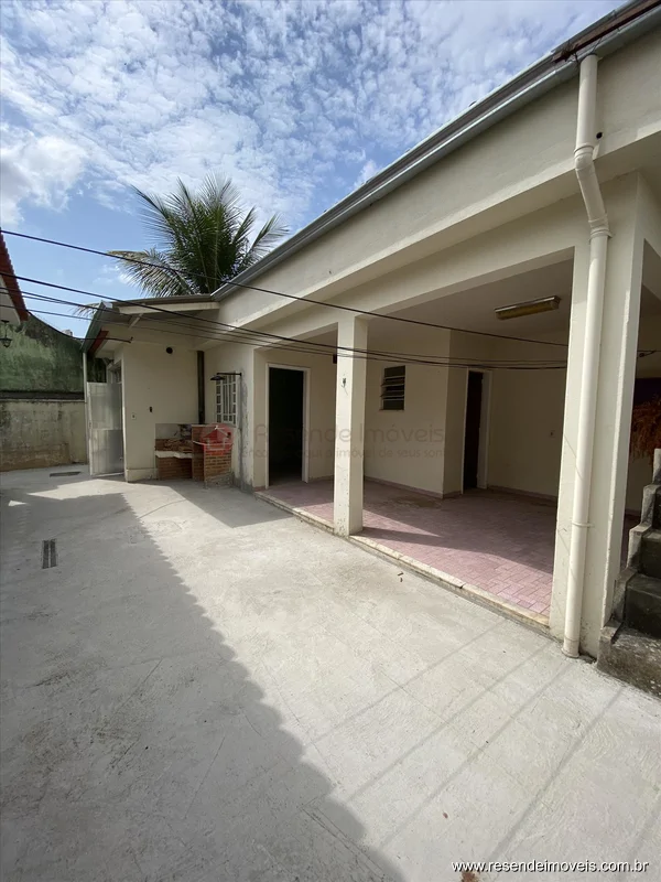 Foto 33 de 43 - Casa para aluguel em Jardim Brasília