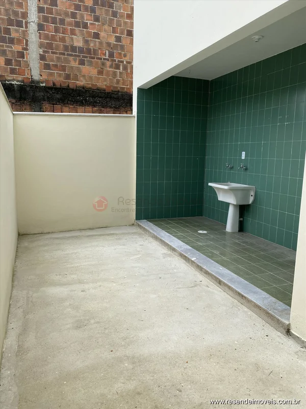 Foto 24 de 25 - Casa para aluguel em Vila Santa Cecília