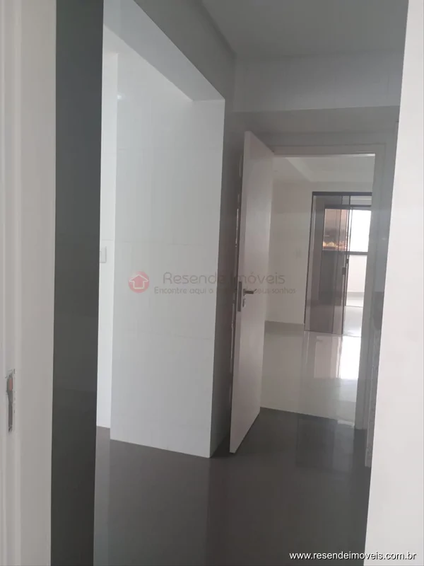 Foto 3 de 21 - Apartamento para aluguel em Morada do Castelo