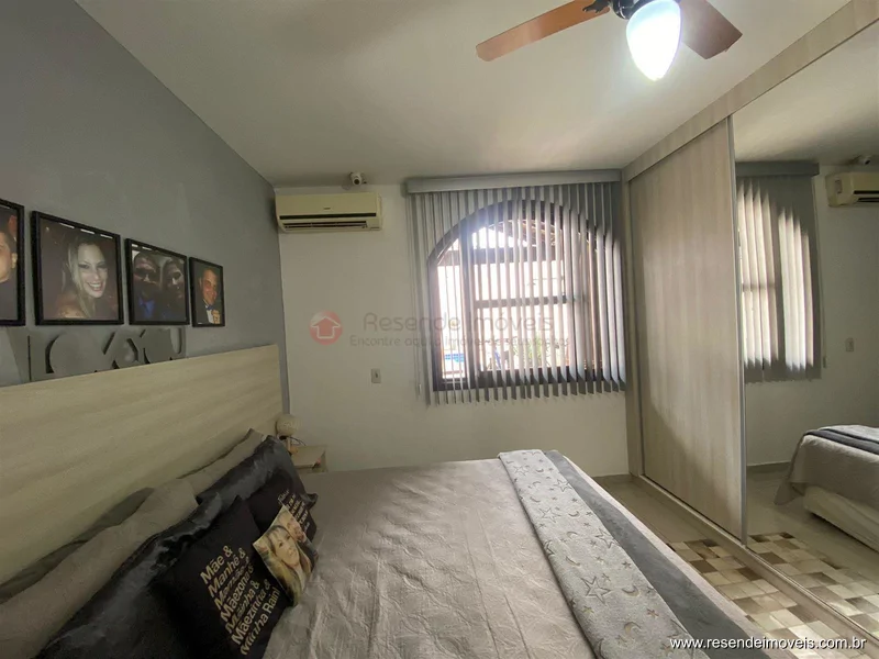 Foto 2 de 45 - Casa para venda em Fazenda da Barra