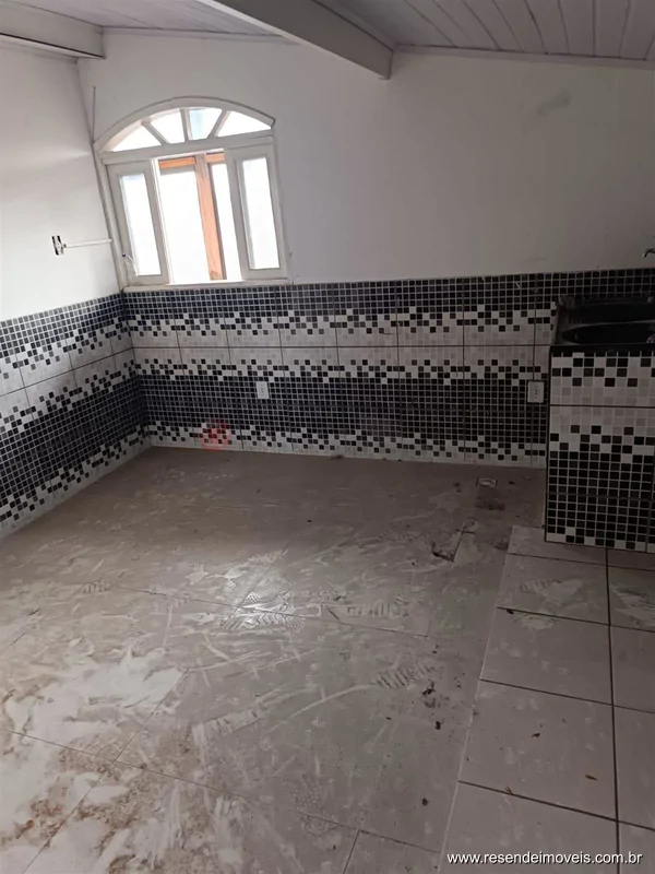 Foto 10 de 14 - Salão para venda em Morada do Contorno