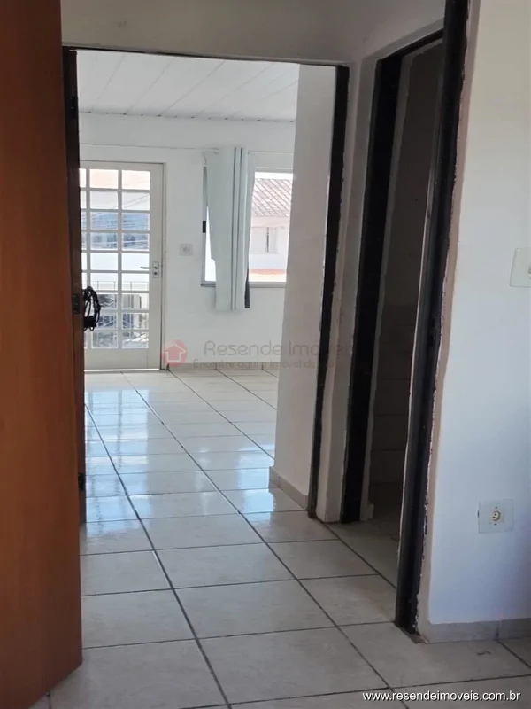 Foto 5 de 9 - Casa para aluguel em Residências do Vale