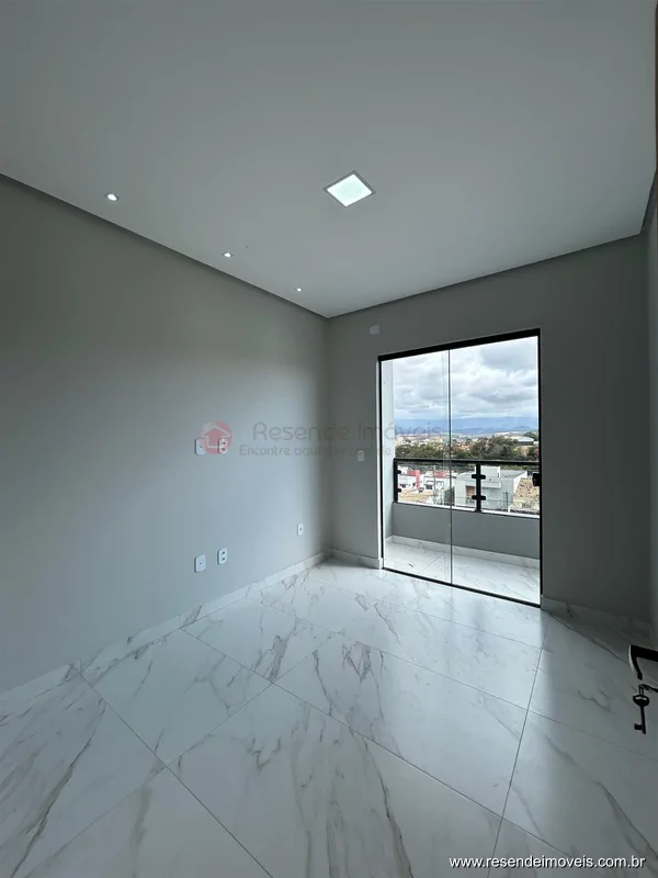 Foto 3 de 18 - Casa para venda em Parque Ipiranga II