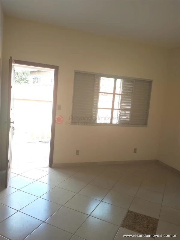 Foto 22 de 24 - Casa para aluguel em Morada da Colina