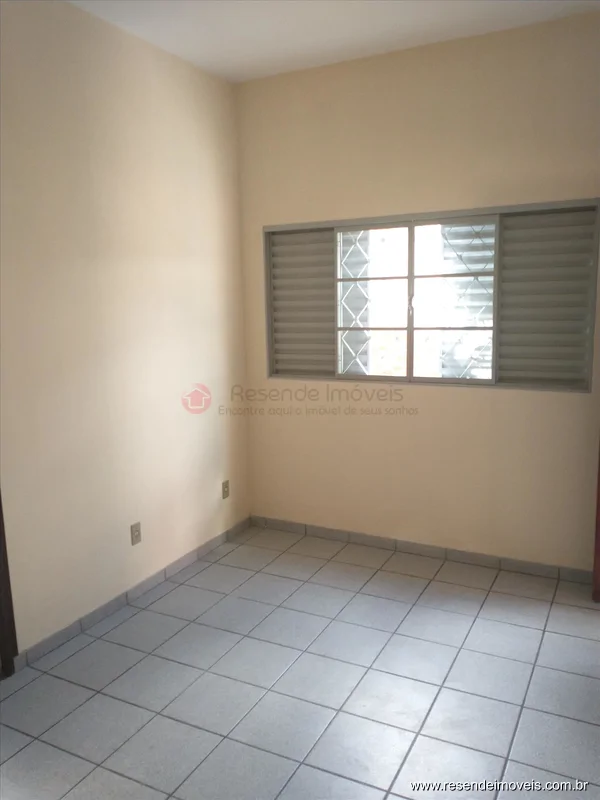 Foto 2 de 24 - Casa para aluguel em Morada da Colina