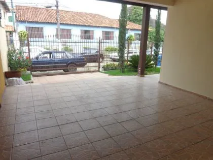 Casa para aluguel em Jardim Tropical
