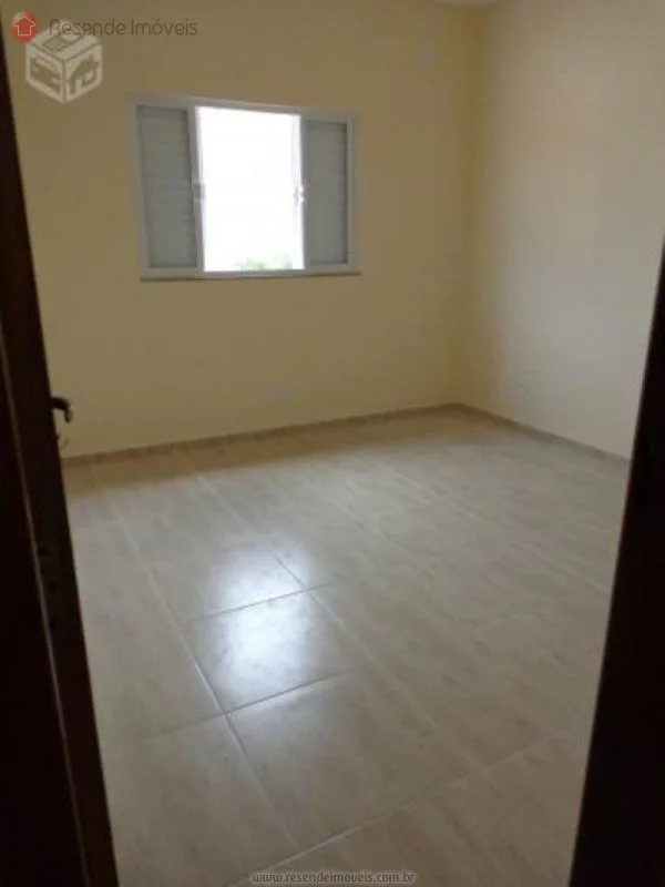 Foto 9 de 10 - Casa para venda em Montese