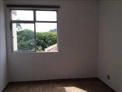 Apartamento para aluguel em Comercial