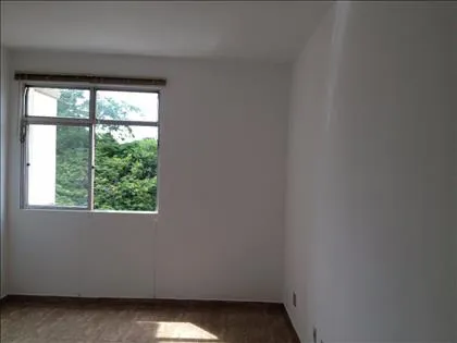 Apartamento para aluguel em Comercial