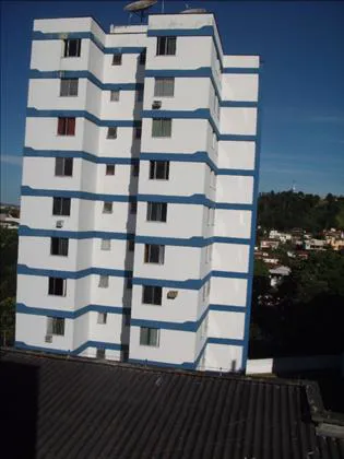 Apartamento para aluguel em Comercial