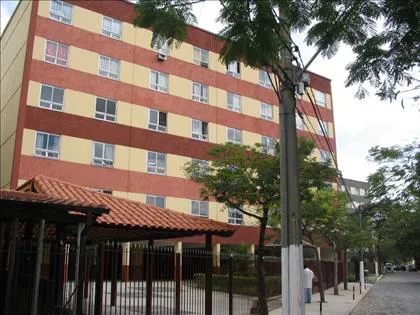 Apartamento para aluguel em Comercial