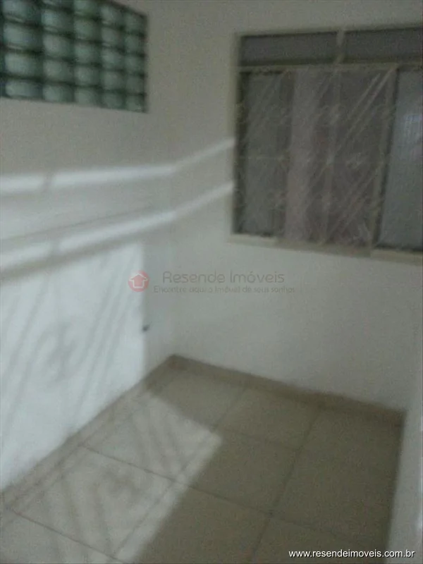 Foto 2 de 9 - Casa para aluguel em Vila Julieta