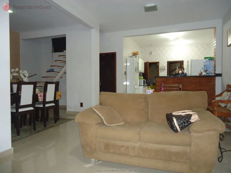 Foto 3 de 8 - Casa para venda em Jardim Brasília