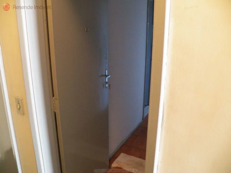 Foto 2 de 19 - Apartamento para aluguel em Centro