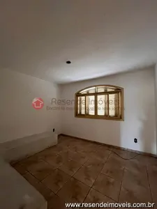 Sobrado à venda e para alugar em Manejo
