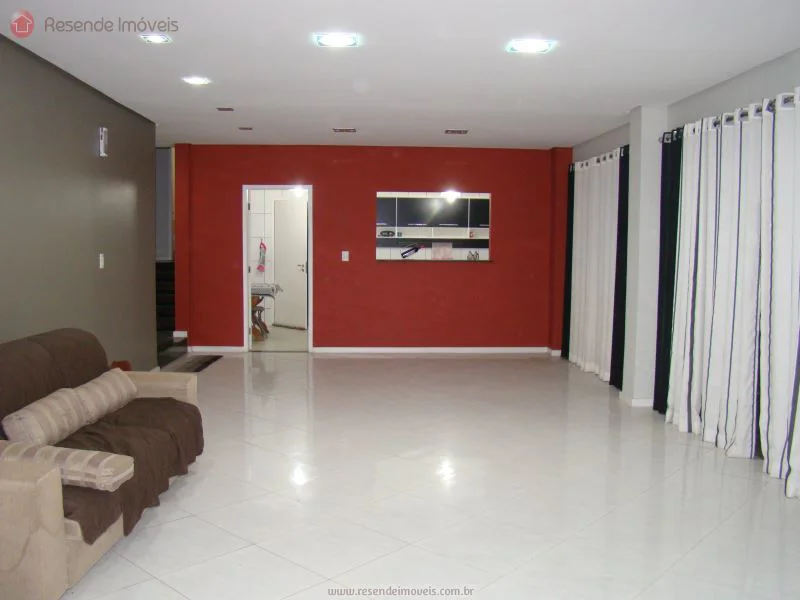 Foto 2 de 41 - Casa para aluguel em Casa da Lua