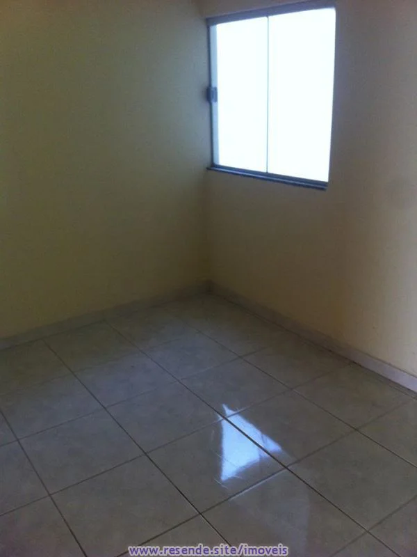 Foto 3 de 8 - Casa para aluguel em Jardim do Sol