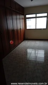 Apartamento em Comercial