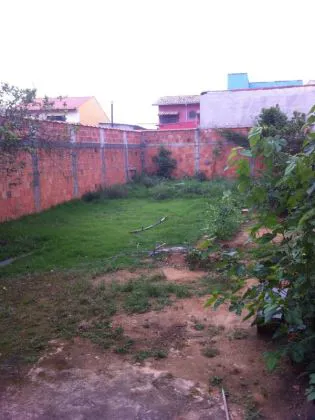 Casa para aluguel em Monet