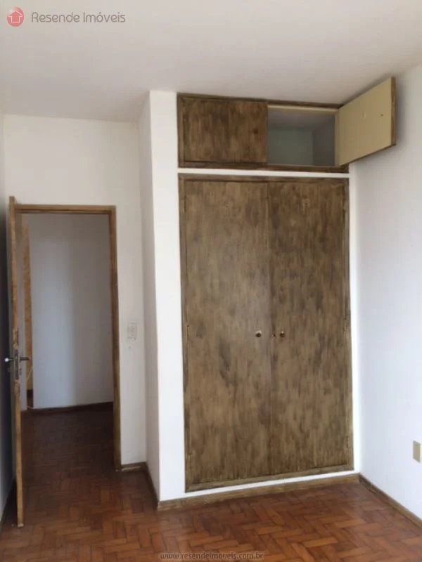 Foto 3 de 6 - Casa para aluguel em Jardim Brasília II