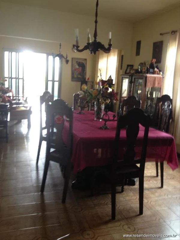 Foto 2 de 5 - Prédio para venda em Alambari