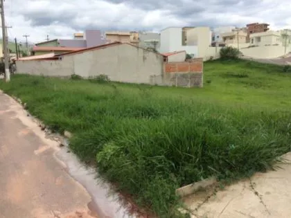 Terreno para venda em Parque Ipiranga II