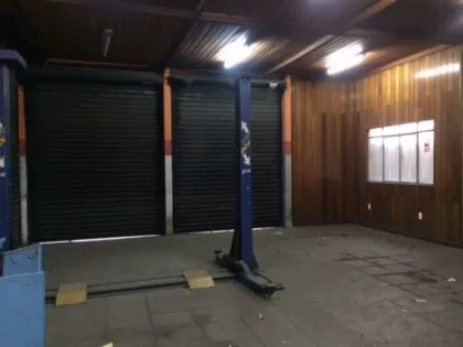 Loja para aluguel em Comercial